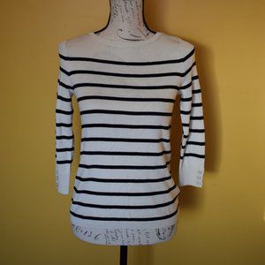 Talbots 3/4 sleeve sweater buttons on sleeve